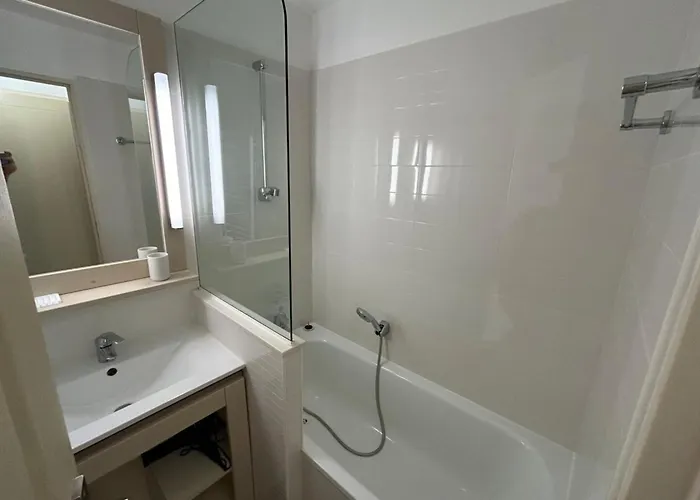 L'anse De Pramousquier T2 Vue ! Bord De *