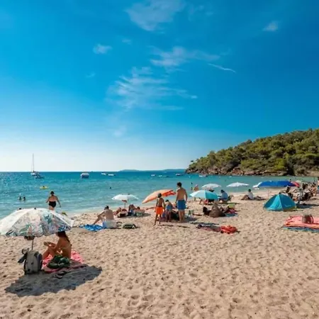 L'anse De Pramousquier T2 Vue ! Bord De Le Lavandou